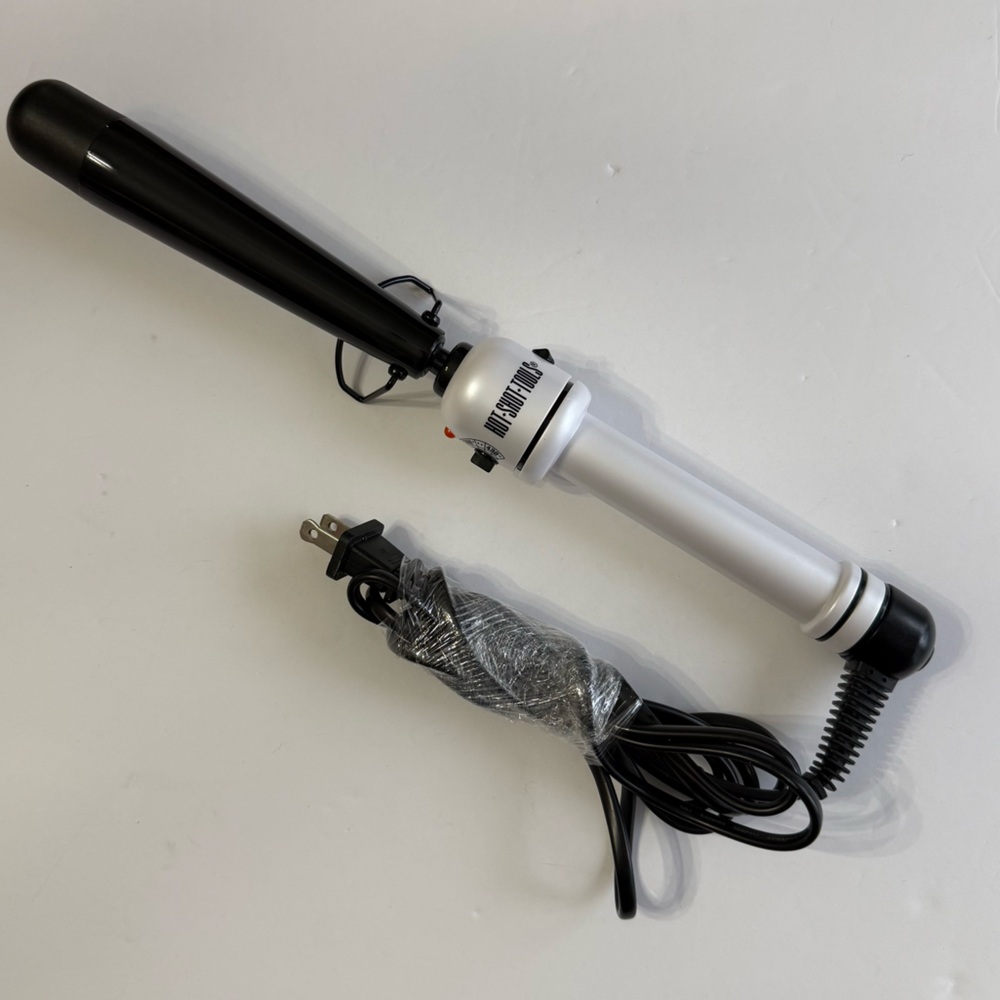 Hot Shot Tools Black Pearl 1  1/4" Reverse Tapered Curling Wand